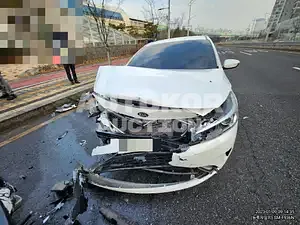 2016, BMW / Z1, VIN: KNAFK412BGA950290, 70887 км., gas