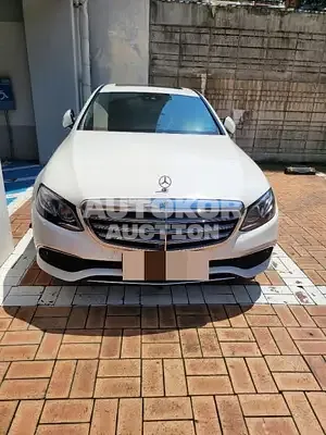2017, Mercedes-Benz / E 300, 198000 км., gas