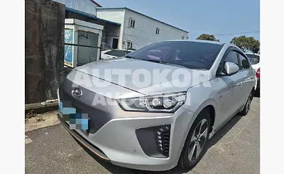 2017, Hyundai / Ioniq, VIN: KMHC051HFJU020367, 91523 км., electric