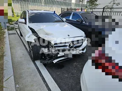 2019, Mercedes-Benz / E 220, 82013 км., diesel