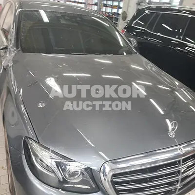 2019, Mercedes-Benz / E 300, VIN: WDDZF4KBXKA588522, 67541 км., gas