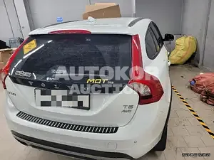 2015, Volvo / V60, VIN: YV1FZ6126G1011382, 89062 км., gas