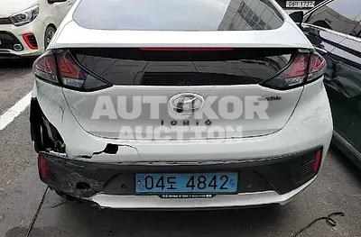 2020, Hyundai / Ioniq, VIN: KMHC051JFLU070071, 67000 км., electric