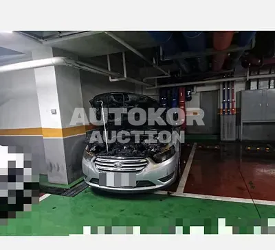 2016, Ford / Taurus, 67270 км., gas