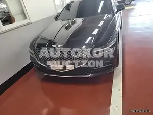 2021, Genesis / G80, 61872 км., gas