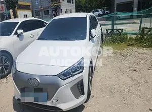 2018, Hyundai / Ioniq, VIN: KMHC051HFJU027286, 100000 км., electric
