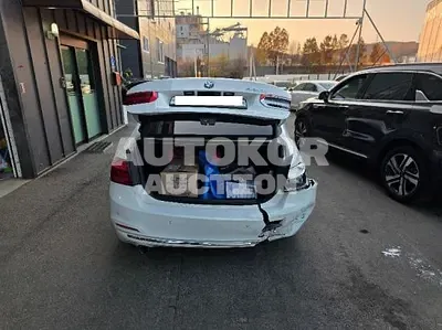 2017, BMW / 320i, VIN: WBA8A910XHK883119, 98699 км., gas
