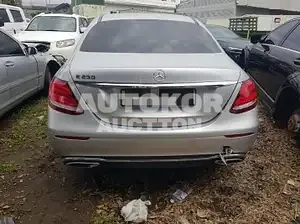 2018, Mercedes-Benz / E 200, VIN: WDDZF4CB6JA297951, 85482 км., gas