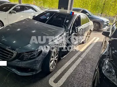 2017, Mercedes-Benz / E 300, VIN: WDDZF4KB3HA090462, gas