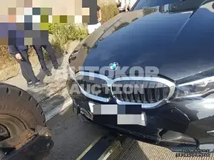 2020, BMW / 320, 35000 км., gas