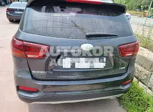 2018, Kia / Sorento, VIN: KNAPG81ABJA451863, 44772 км., diesel