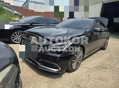 2018, Genesis / G80, 233289 км., gas, 3342 куб.см.