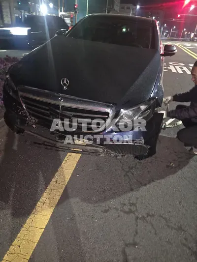 2018, Mercedes-Benz / E-Class, 95000 км., gas