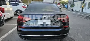 2018, Volkswagen / Passat, VIN: 1VWZZZA3ZJC036924, 123227 км., gas