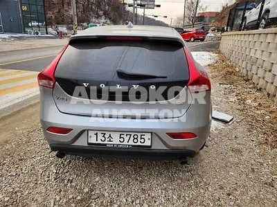 2018, Volvo / V40, VIN: YV1MV79K0J2496416, 46257 км., diesel