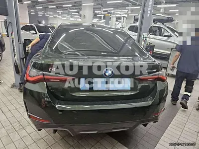 2022, BMW / i4, 57947 км., electric