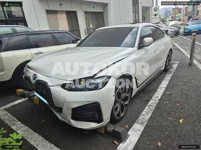 2023, BMW / i4, VIN: WBY71AW05RFR77877, electric