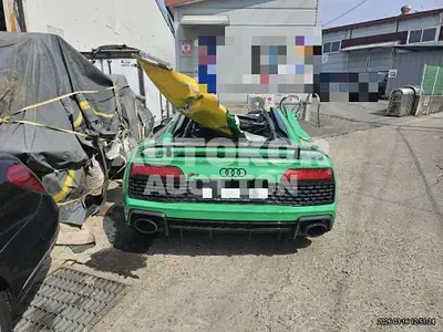 2021, Audi / R8, 11041 км., gas