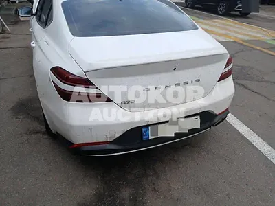 2021, Genesis / G70, VIN: KMTG341ABNU094747, 88458 км., gas, 2000 куб.см.