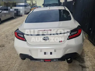 2024, Audi / R8, 8038 км., gas, 2387 куб.см.