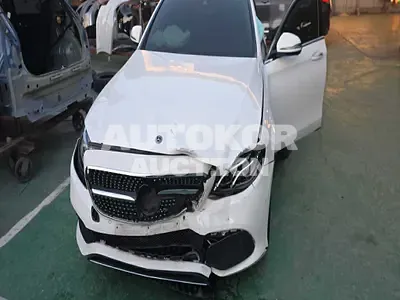 2018, Mercedes-Benz / e300, 135000 км., gas