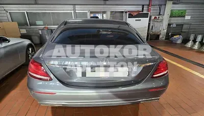 2018, Mercedes-Benz / E 300, 72181 км., gas, 1991 куб.см.