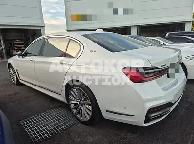 2016, BMW / 750, 138287 км., gas