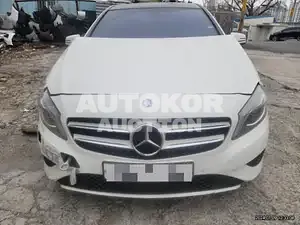 2015, Mercedes-Benz / A 180, VIN: WDDBF1CB1FJ332631, 28188 км., diesel