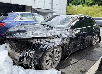 2022, Audi / e-tron, VIN: WAUZZZGE1NB036954, 45000 км., electric