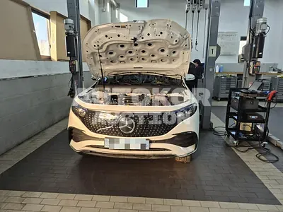 2025, Mercedes-Benz / eqb300, electric
