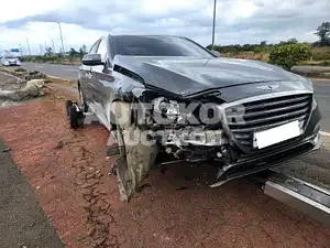 2017, Genesis / G80, VIN: KMHGL41DDHU235767, gas