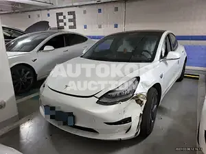 2020, Tesla / Model 3, VIN: 5YJ3E1EB8LF649307, 68067 км., electric