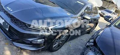 2023, BMW / B5, 32288 км., gas, 1600 куб.см.