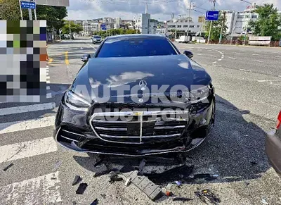 2024, Mercedes-Benz / S 500, 3700 км., gas, 2999 куб.см.