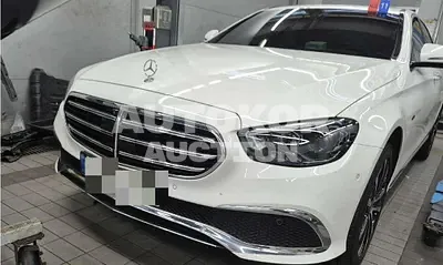 2021, Mercedes-Benz / E 300, 19042 км., hybrid, 1991 куб.см.