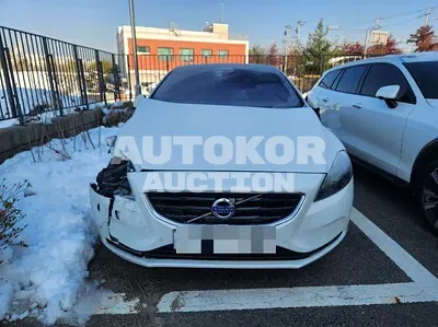 2016, Volvo / V40, 100657 км., diesel, 1969 куб.см.