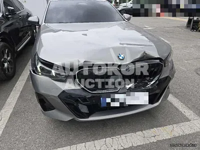 2024, BMW / 520i, 18960 км., gas