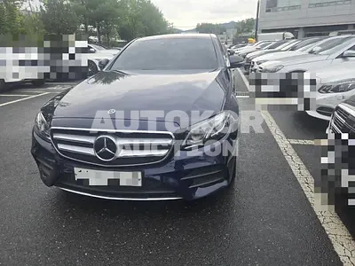 2019, Mercedes-Benz / E 300, 45063 км., gas, 1991 куб.см.