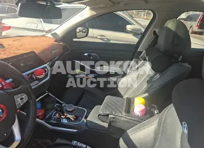 2022, BMW / 320i, 81602 км., gas