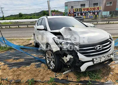 2016, Hyundai / Santa FE, VIN: KMHSW81UBGU671999, diesel