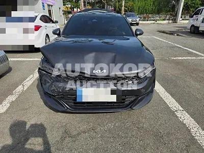 2021, BMW / B5, 32280 км., gas, 1600 куб.см.