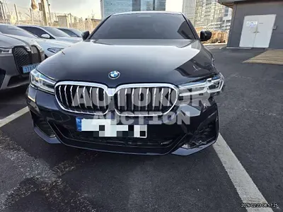2021, BMW / 530e, 43473 км., gas