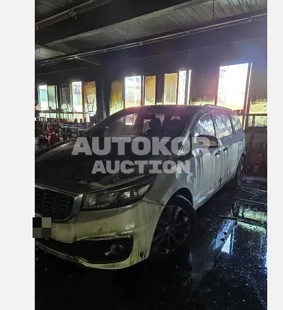 2017, Kia / Carnival, 180308 км., diesel