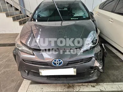 2019, Toyota / Prius, VIN: JTDKARFU5K3090042, 113000 км., hybrid