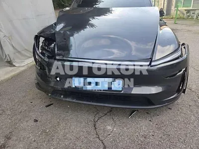 2025, Tesla / Model Y, 26129 км., electric