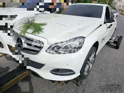 2015, Mercedes-Benz / E 250, 253557 км., diesel