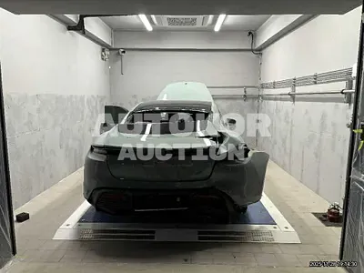 2025, Porsche / Taycan, electric