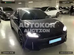 2022, Hyundai / Ioniq, VIN: KMHM541CPPA005439, 25300 км., electric