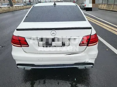 2014, Mercedes-Benz / E 220, 155173 км., diesel, 2143 куб.см.