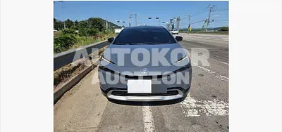 2023, Toyota / Prius, 16645 км., hybrid, 1987 куб.см.